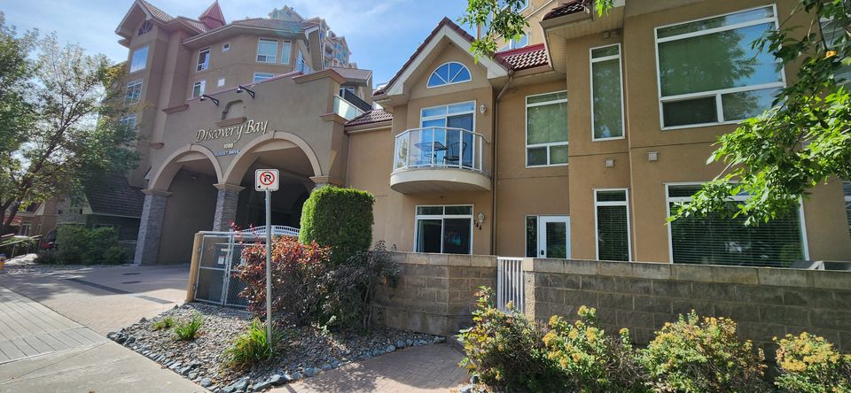 Discovery Bay Resort at 1088 Sunset Dr, Kelowna, British Columbia
